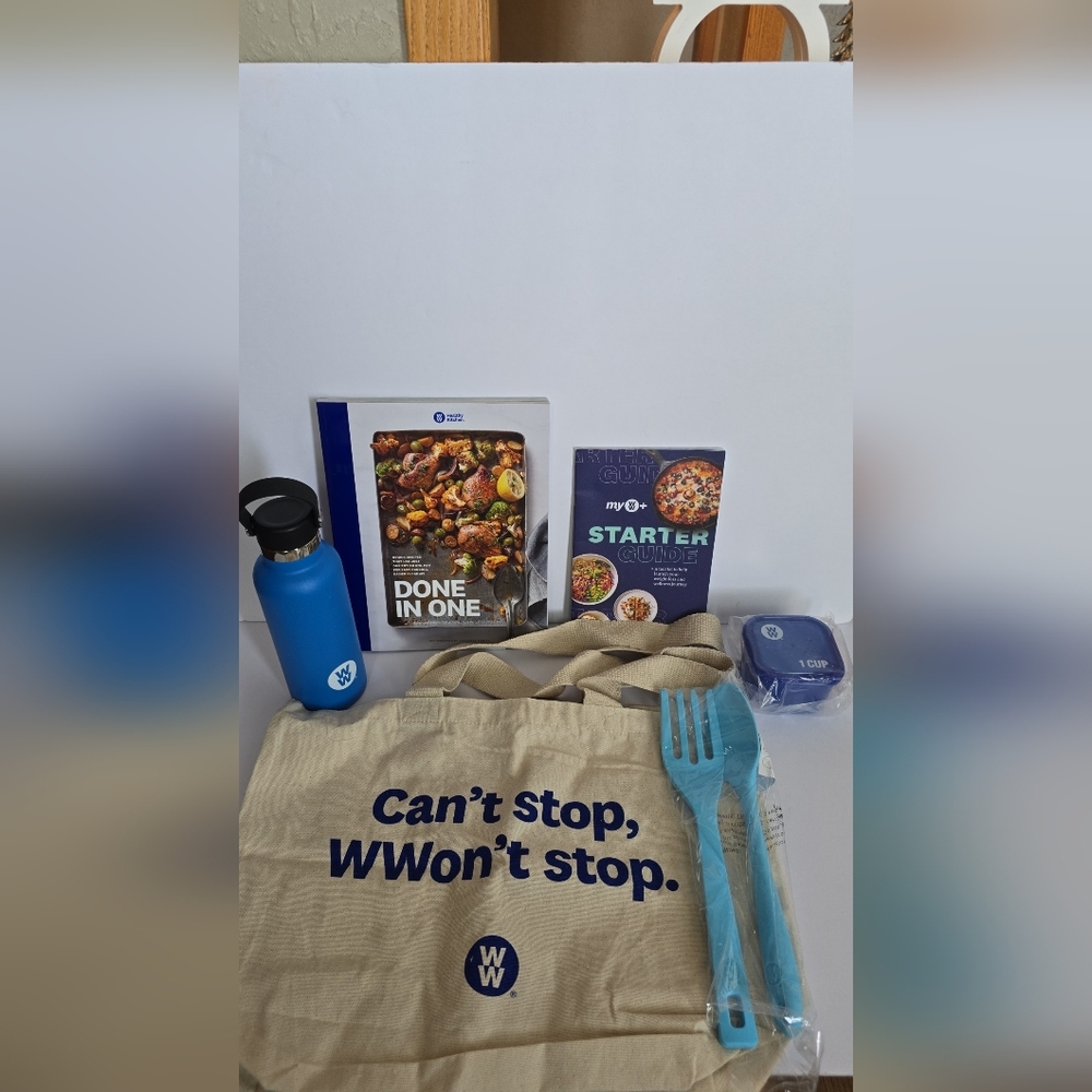 NEW Weight Watcher Kickstart Kit Tote Book Water Bottle Utensil Portion Control